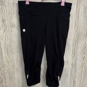 Athleta Black Cropped Leggings